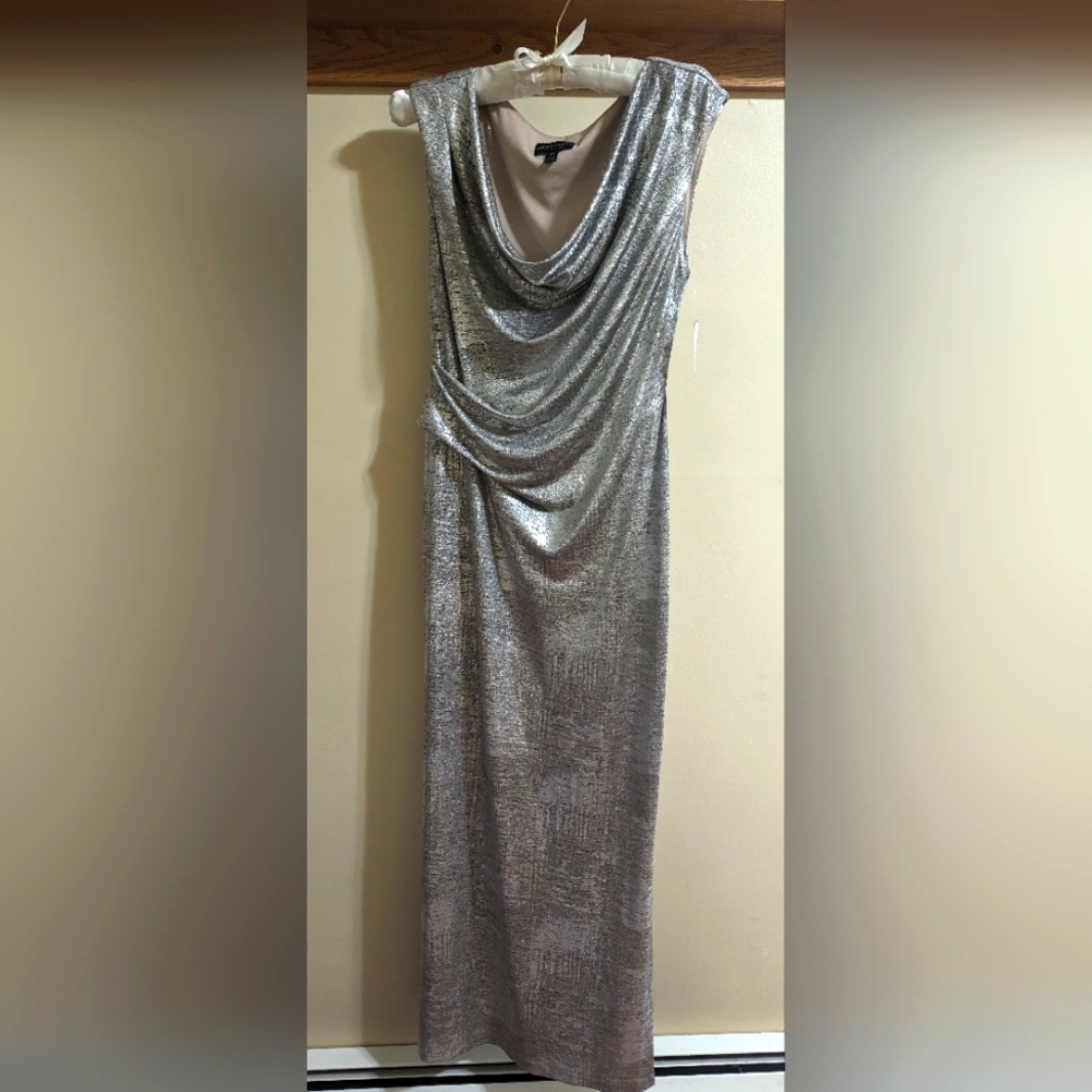 Silver Metallic Dress Cap Sleeve Wedding Guest Size 12P Connected Apparel NWT